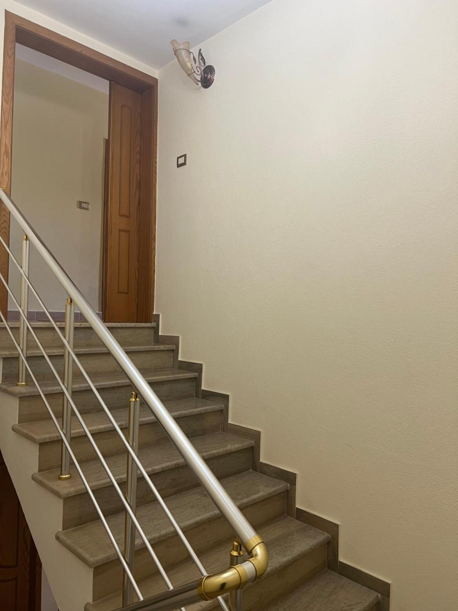 Flower Terrace Apartment Gjirokaster Ngoại thất bức ảnh